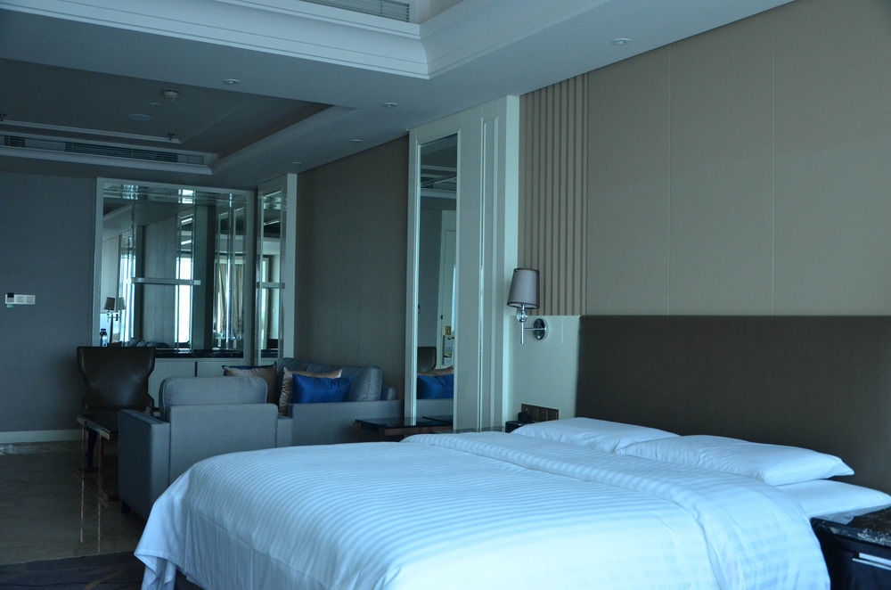 Zhejiang Taizhou Marriott Hotel Exterior photo