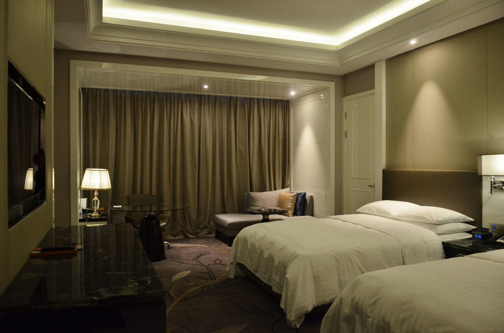 Zhejiang Taizhou Marriott Hotel Exterior photo