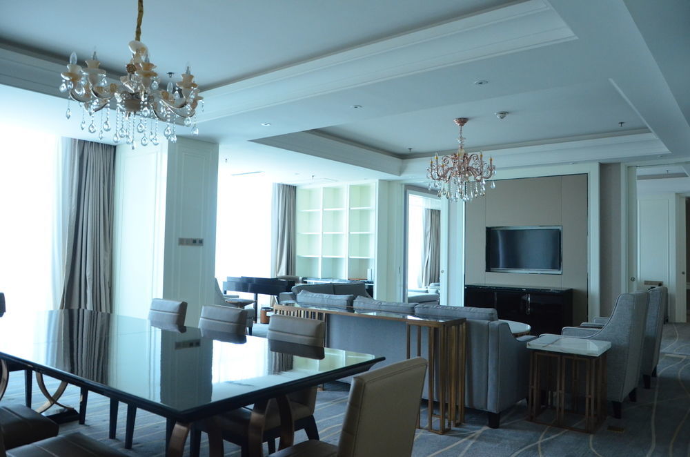 Zhejiang Taizhou Marriott Hotel Exterior photo