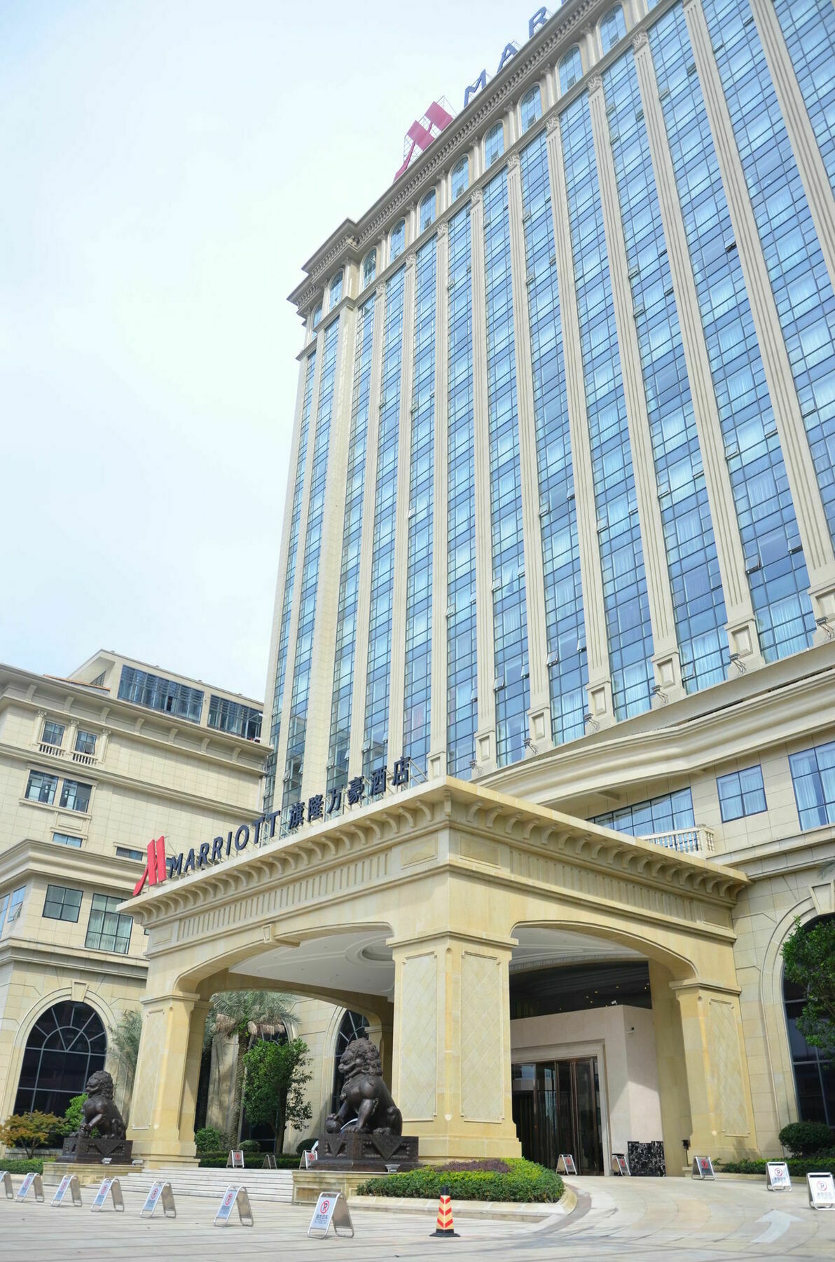 Zhejiang Taizhou Marriott Hotel Exterior photo